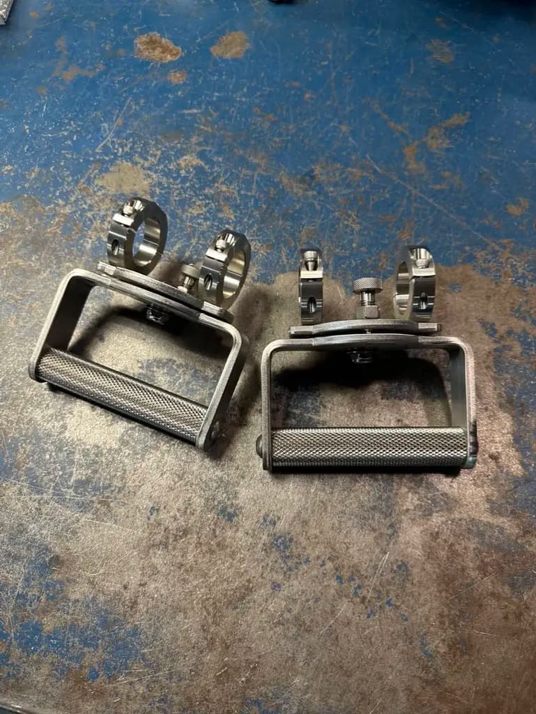Adjustable Rotating Pull-Up Handles